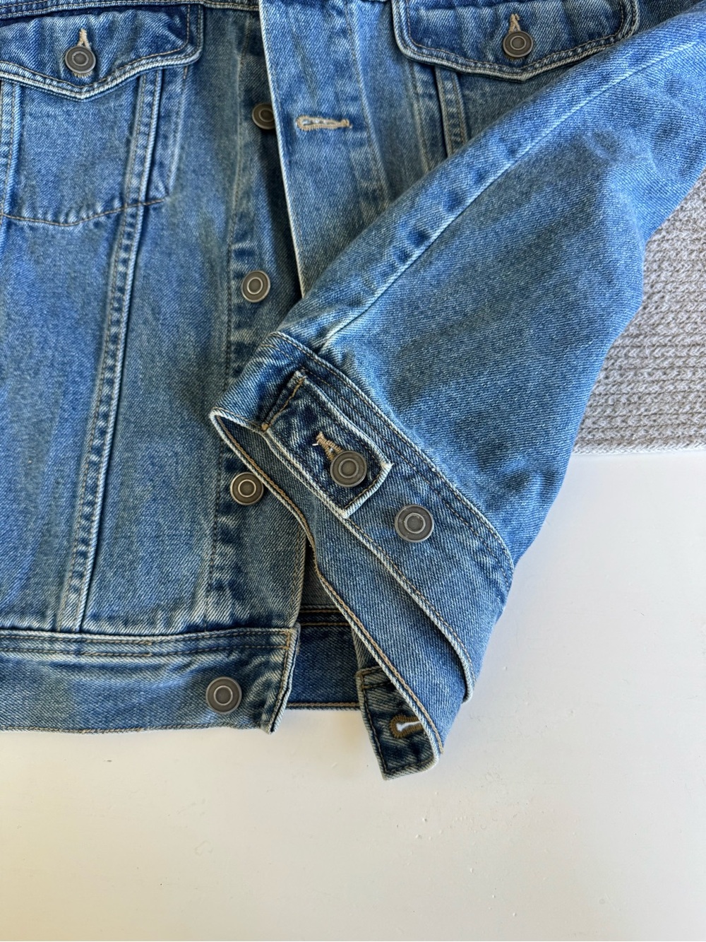 Vintage 90s Medium Blue Cotton Denim Jean Jacket Size Medium - Picture 8 of 10